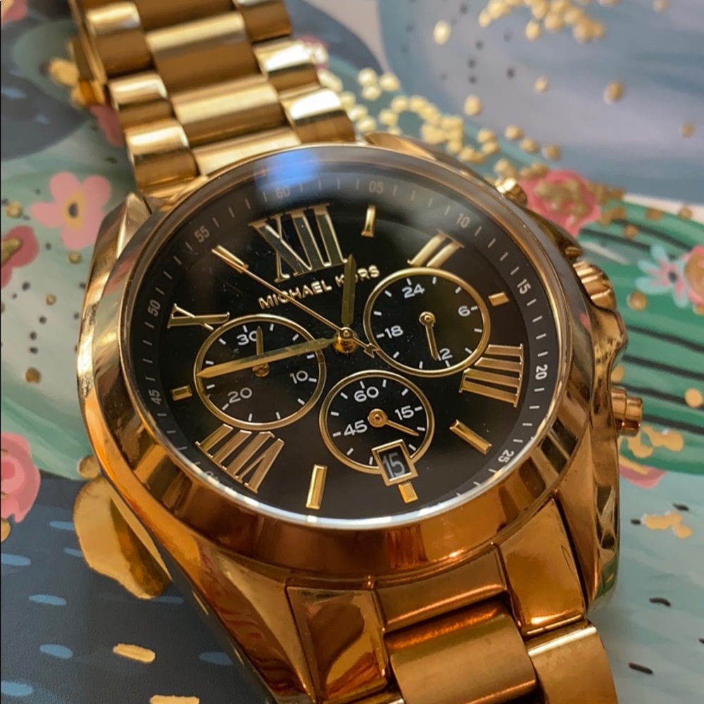 Gold Micheal Kors Watch MK - 5739